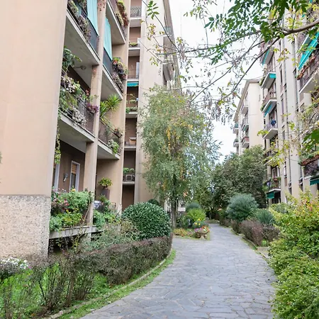 Luxury - Valassina 45 Apartman *