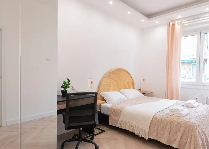 Luxury - Valassina 45 Milan