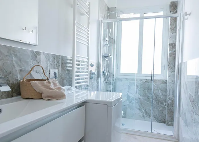 Luxury - Valassina 45 Milan