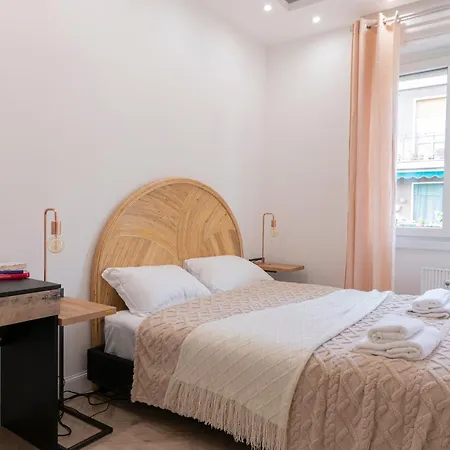 Luxury - Valassina 45 Milán